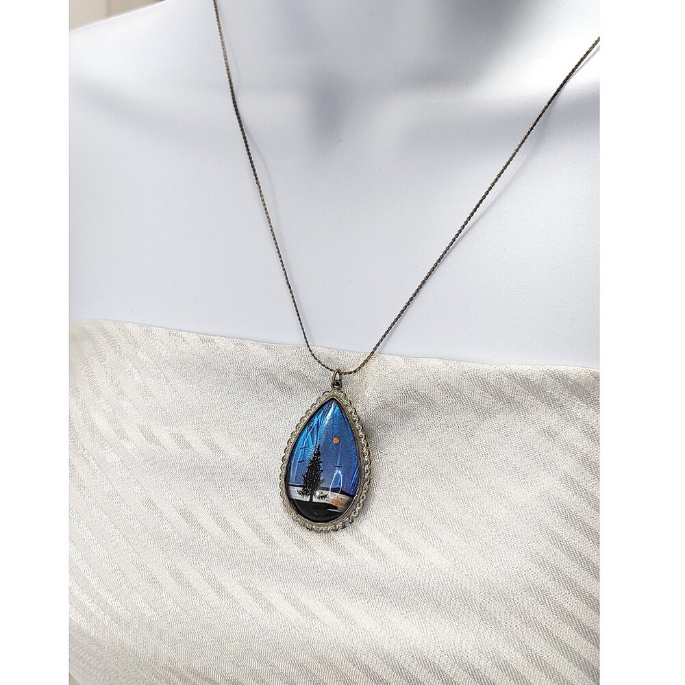Vintage Morpho Butterfly Wing Pendant Necklace Painted Forest Palm Tree Blue - Picture 5 of 11